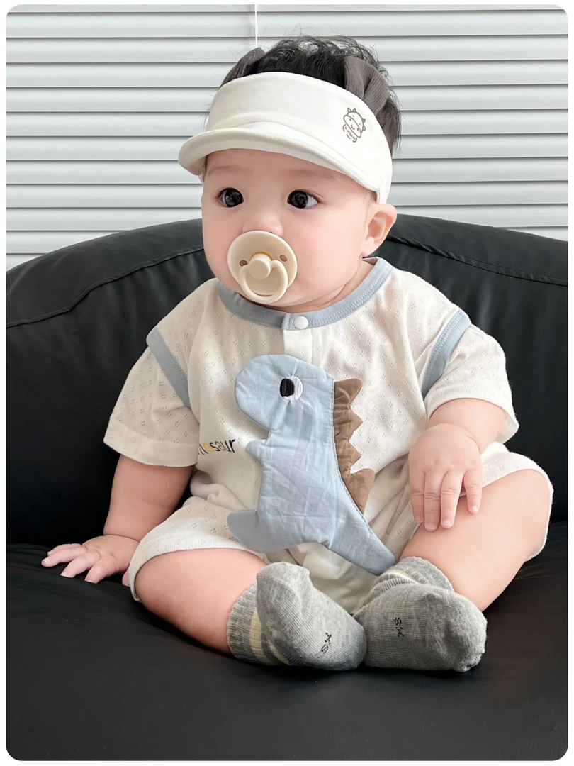 超萌可爱婴儿衣服夏季宝宝连体衣幼儿哈衣爬服外出服满月百天恐龙