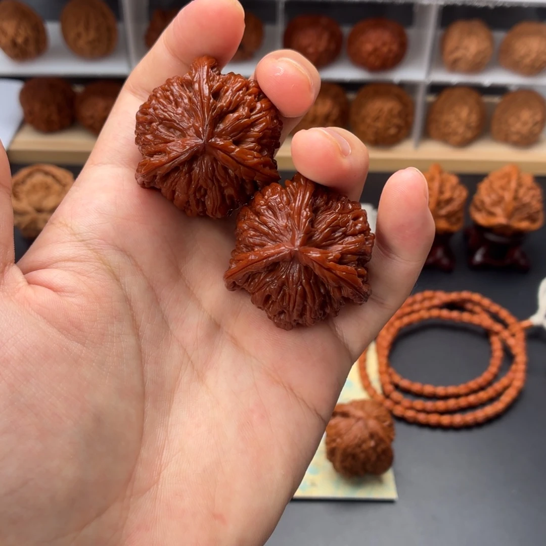 把件文玩核桃四座楼三棱正奔