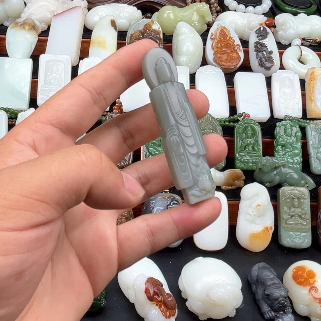 和田玉未镶嵌挂件