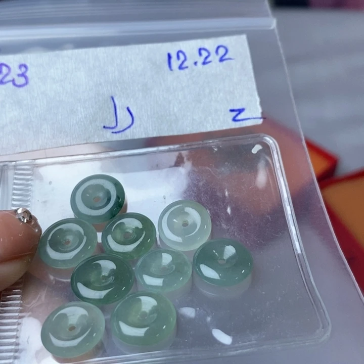 定制翡翠未镶嵌不退