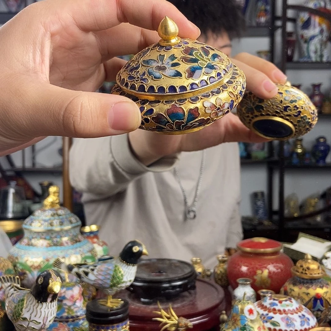 铜景泰蓝创汇金地花丝