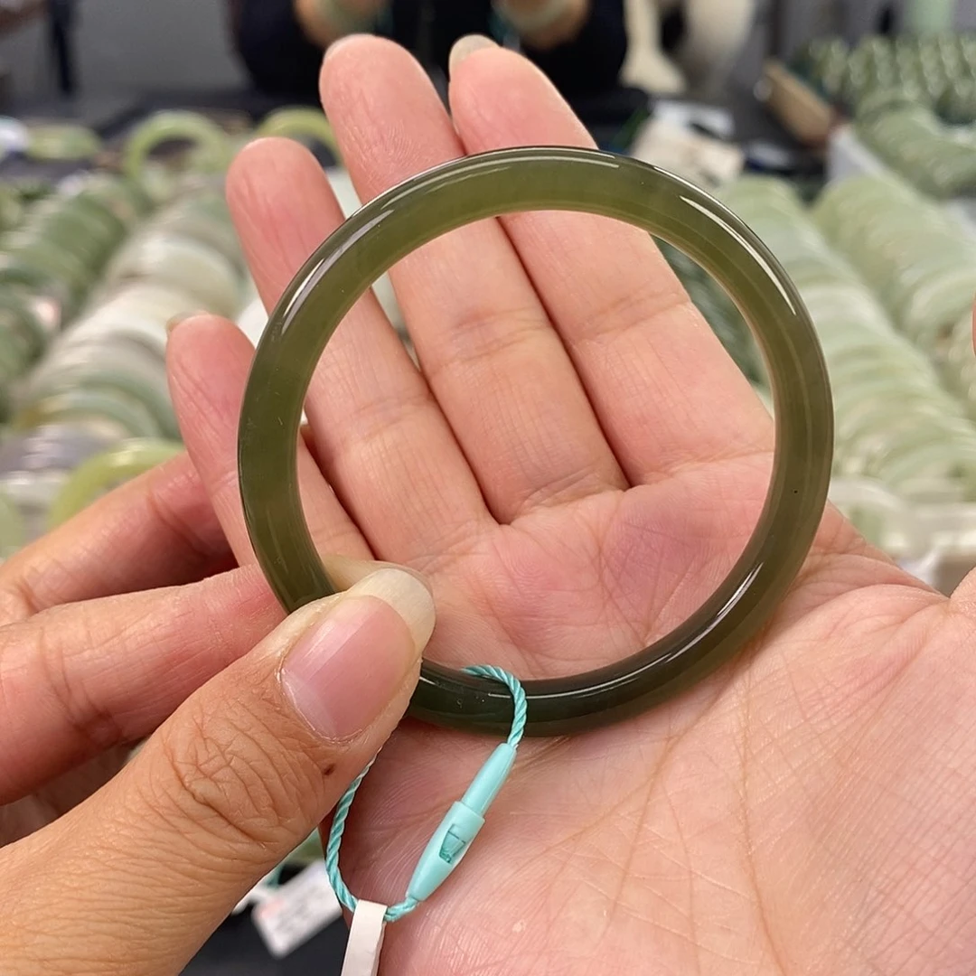 和田玉和田玉手镯52.53未镶嵌