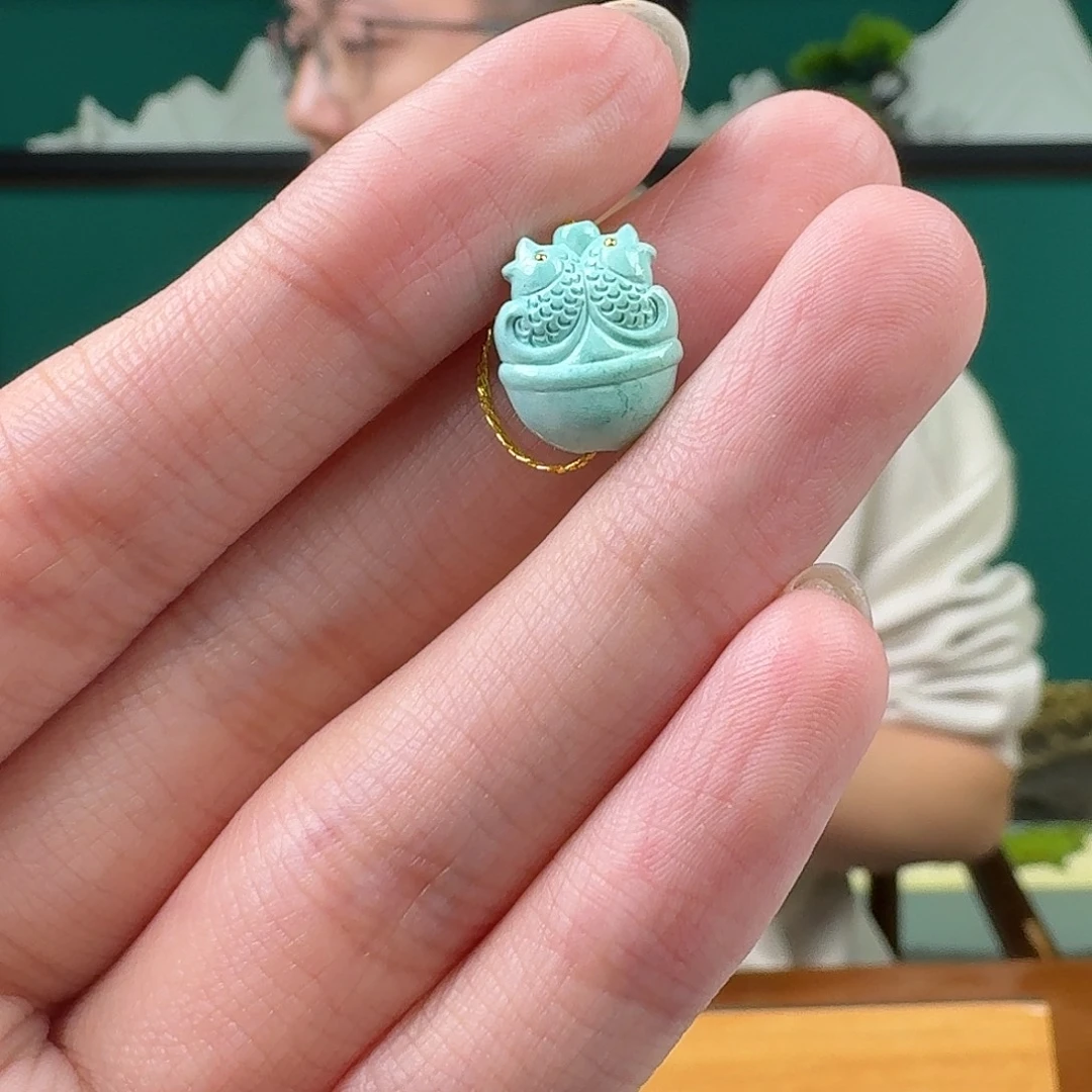 绿松石未镶嵌珠宝奇石