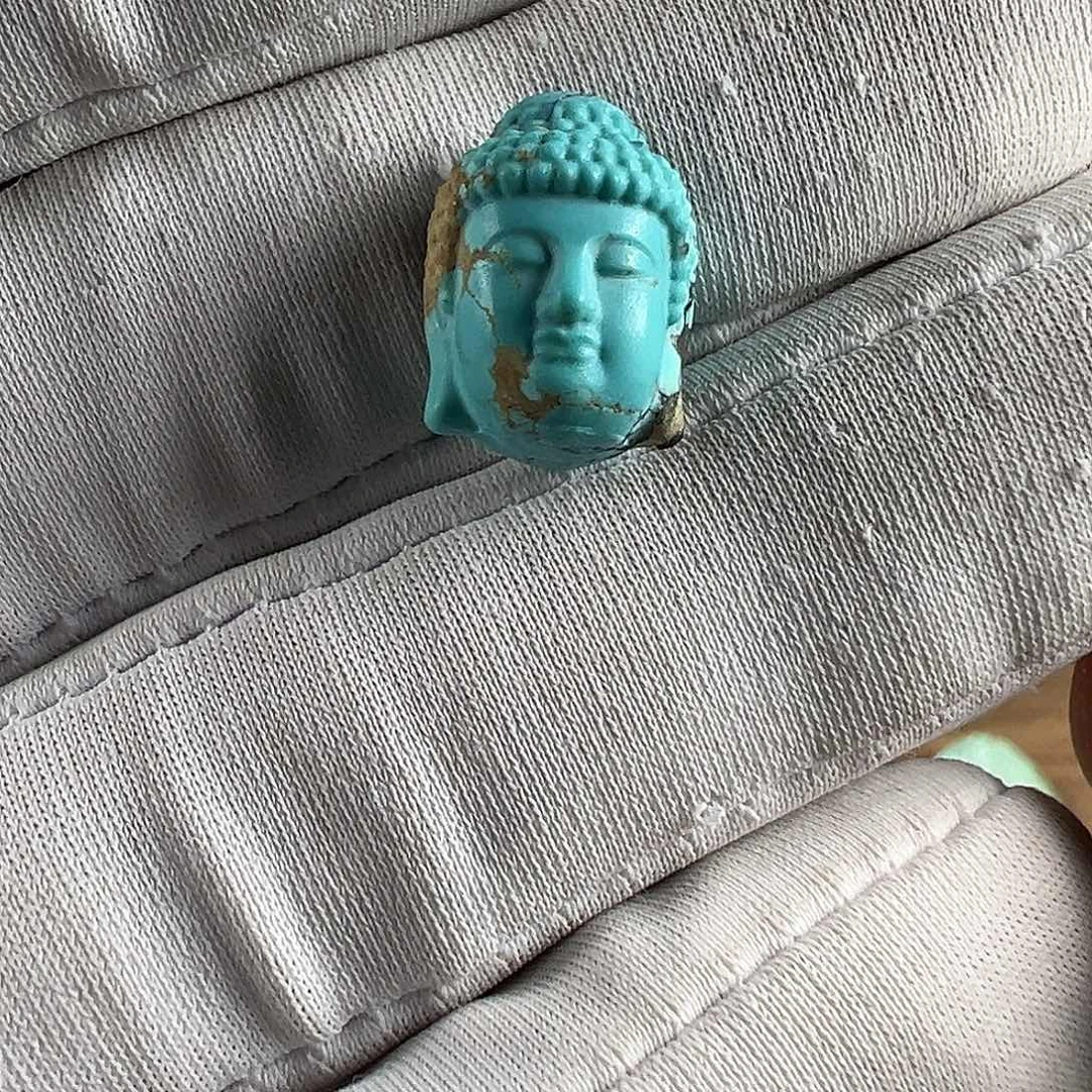 绿松石未镶嵌挂件