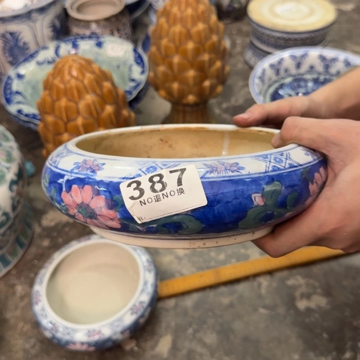 瑕疵品处理，介意勿拍。