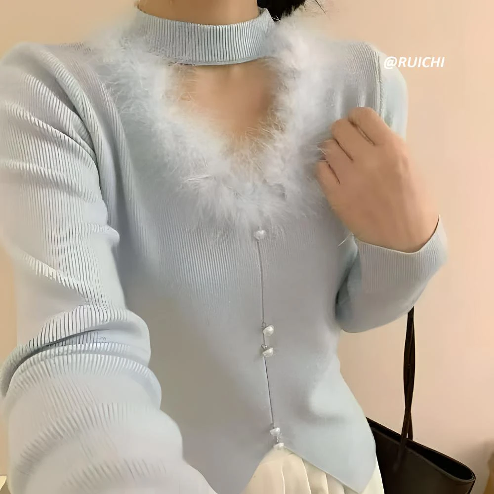 韩系2025秋冬新款毛绒绒V领珍珠扣竖纹长袖修身针织打底衫上衣女