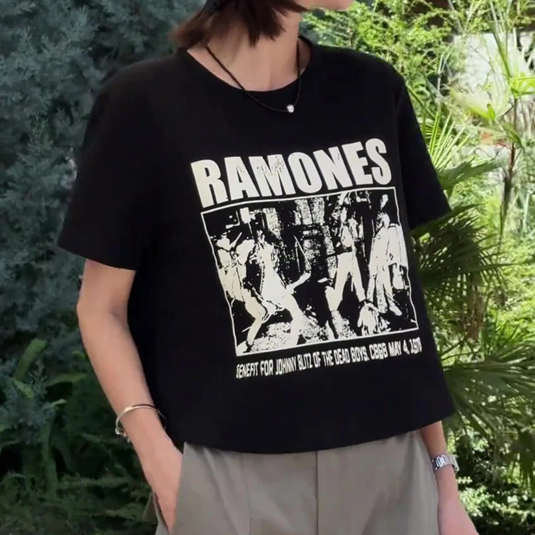 2025夏季新款上新时尚休闲百搭减龄T恤女个性涂鸦字母印花短袖潮