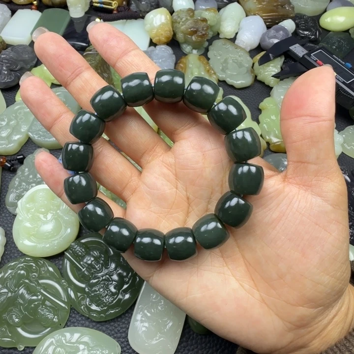 和田玉未镶嵌珠宝奇石卡14