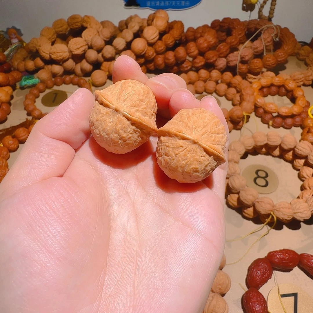 文玩核桃吊坠木鱼手捻