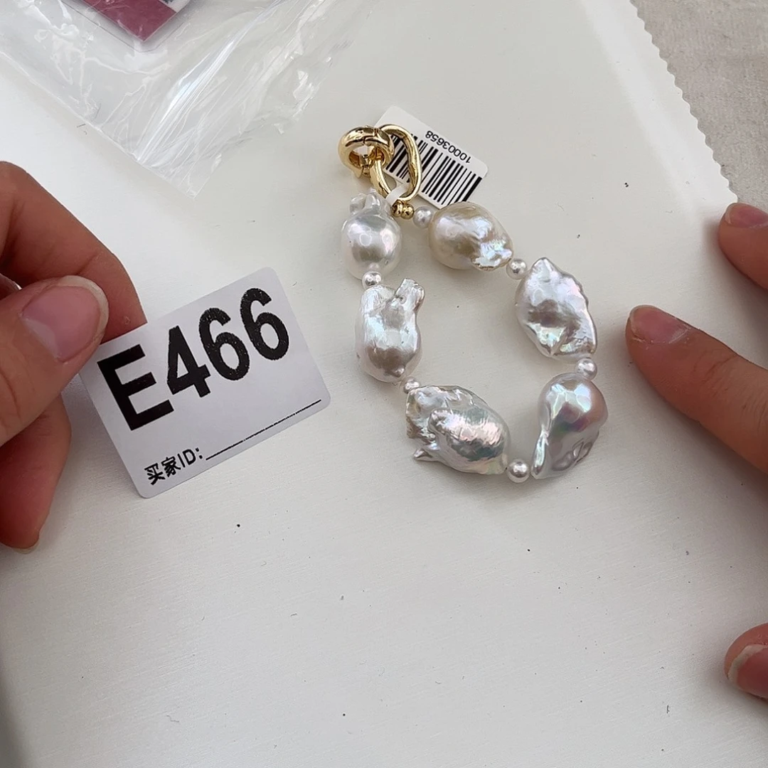 淡水珍珠合金耳饰