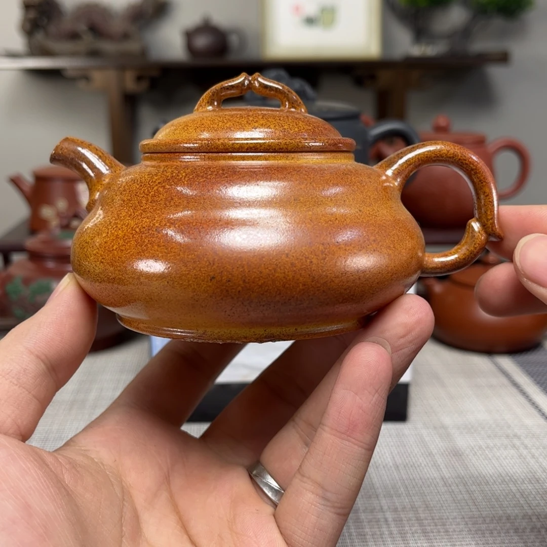 郑***鸿紫砂茶壶微瑕处理