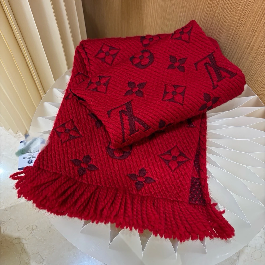 95新 LouisVuitton/路易威登 LV路易威登经典款红色围巾披肩