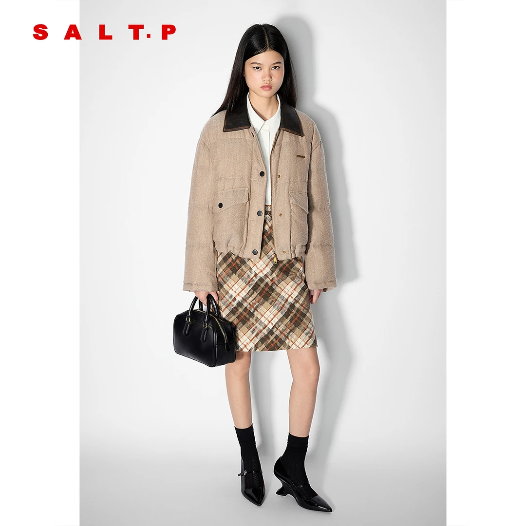 SALT.P可颜复古浅卡其撞色翻领白鸭绒羽绒服2025冬季新款羽绒服