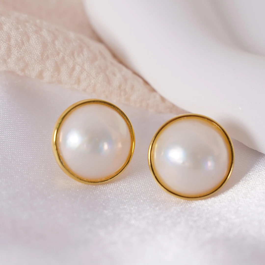 圆形海水马贝珍珠欧美风女金色耳钉时尚小众百搭港风气质