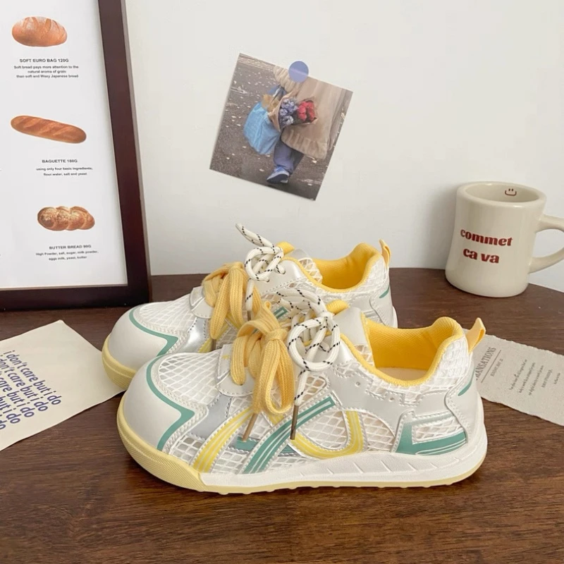 夏季透气不闷脚女鞋2025新款百搭薄款网面德训板鞋运动休闲小白鞋