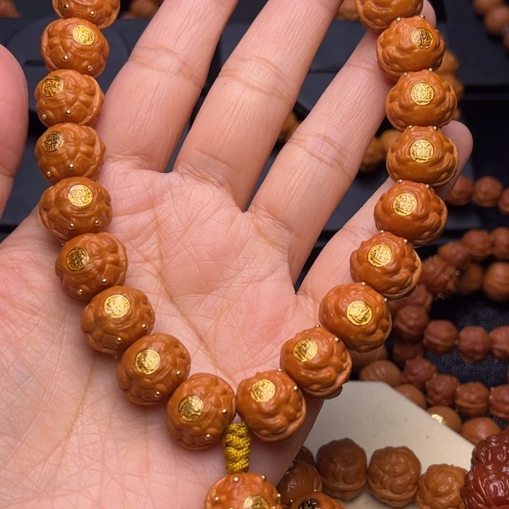 吊坠猴头核桃1.5手持金蟾