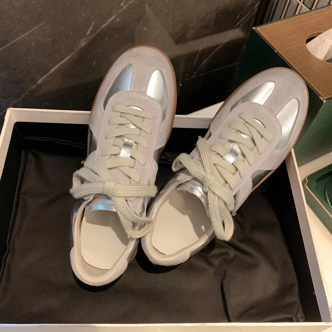 银色德训鞋复古休闲运动板鞋厚底百搭小白鞋女透气阿甘鞋