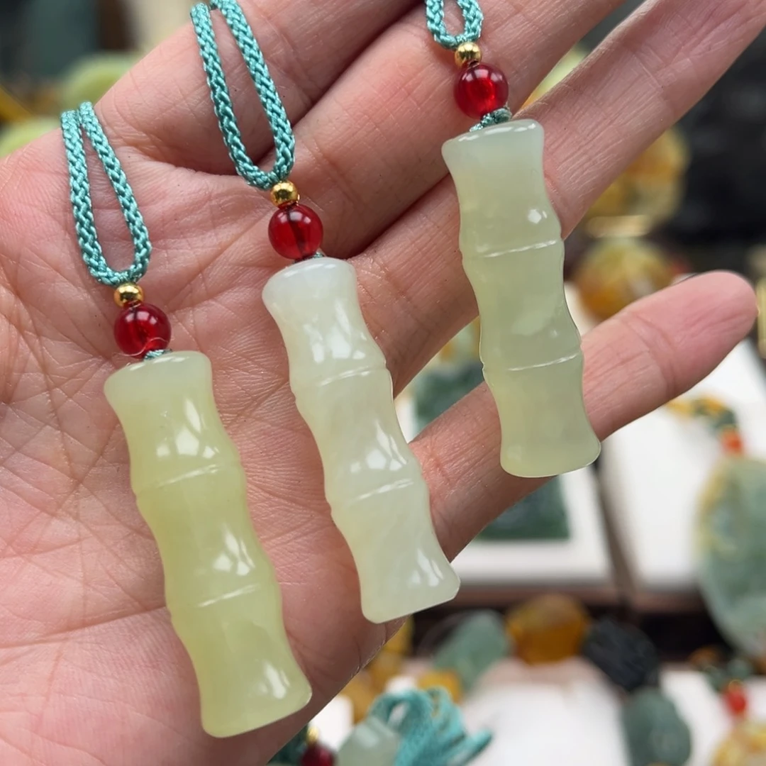 岫玉未镶嵌挂件挂件