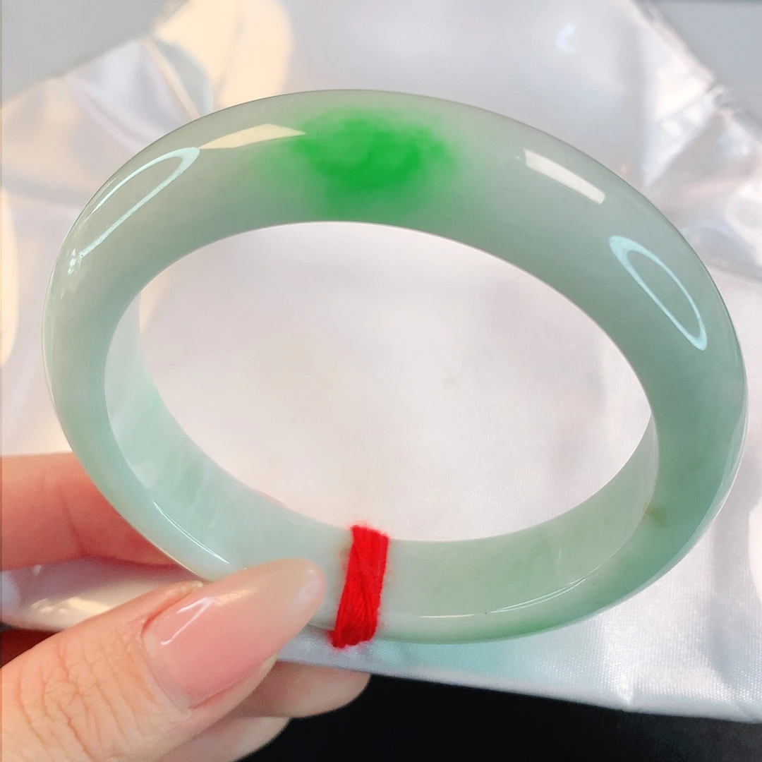 翡翠手镯未镶嵌 1021翡翠