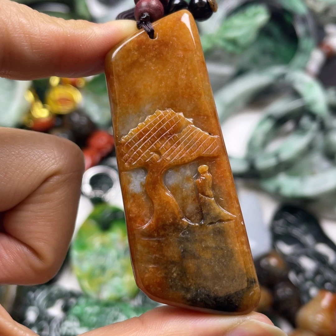 翡翠未镶嵌颈饰牌子