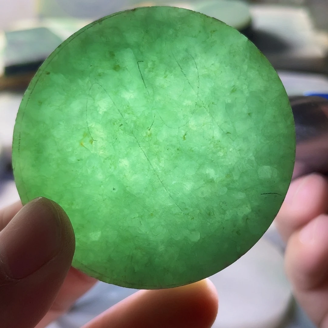 翡翠颈饰未镶嵌毛料36