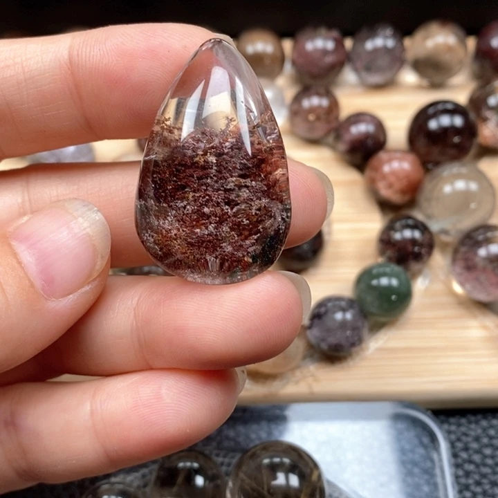 未镶嵌颈饰水晶水晶