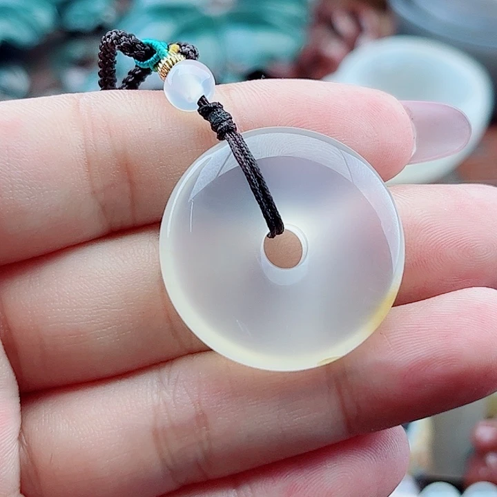 5***来未镶嵌玛瑙手饰吊坠