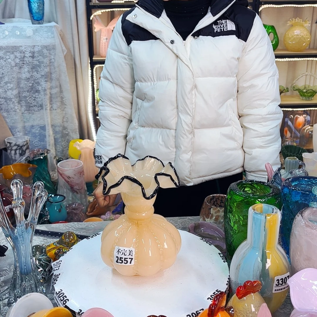家悦美居琉璃花瓶摆件