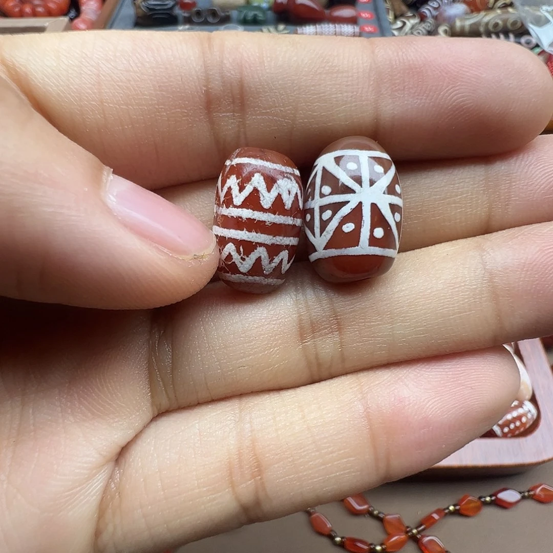 彩***飞玛瑙/玉髓未镶嵌珠宝半成品