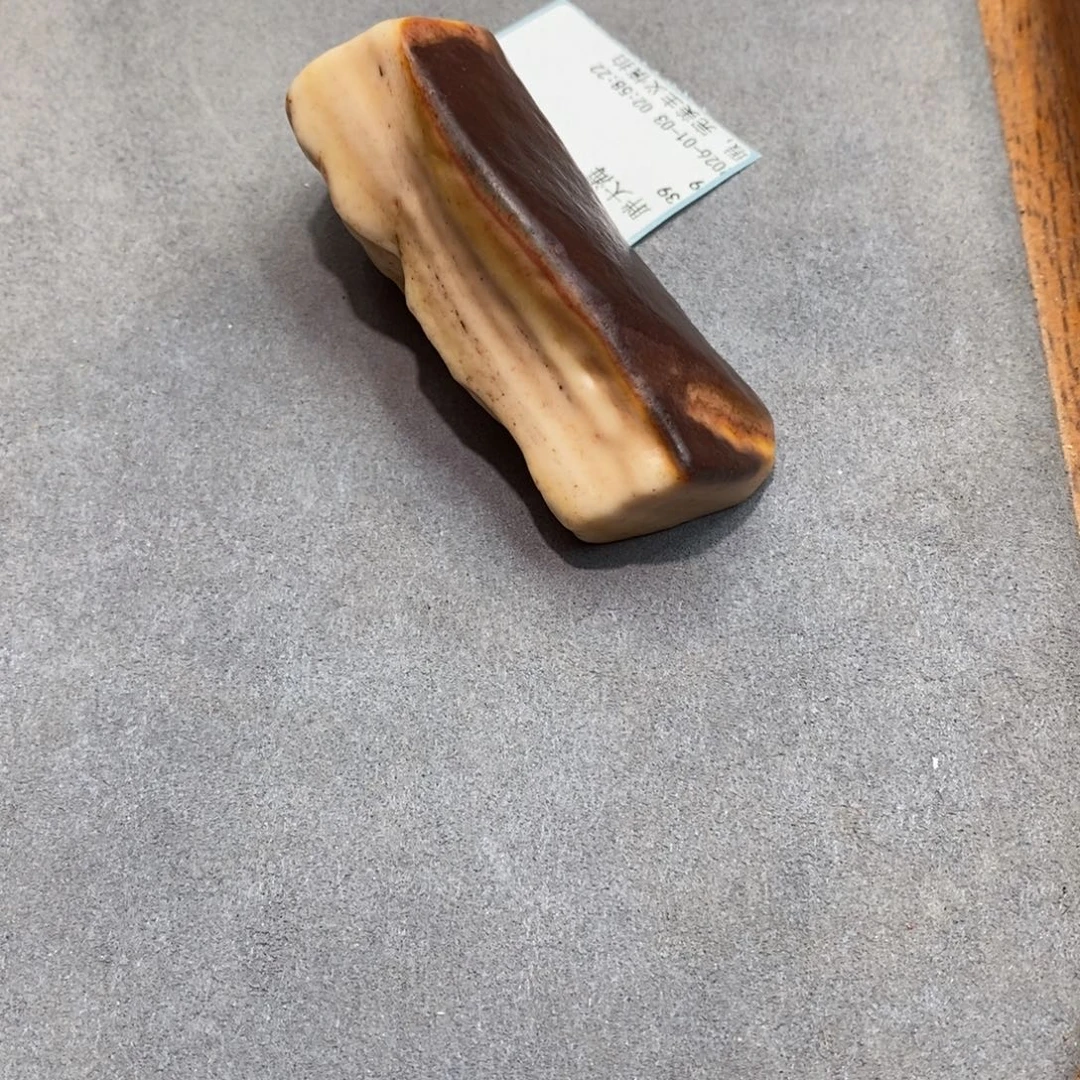 胖***海石英质玉合金珠宝奇石