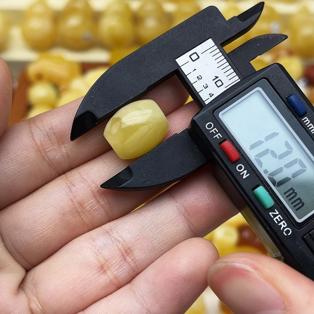 蜜蜡未镶嵌裸石天然