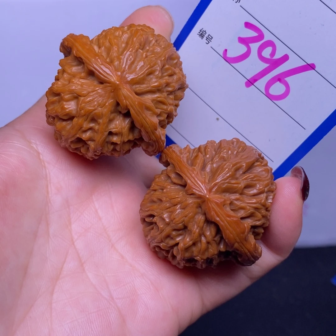 文玩核桃把件396/39白狮子福利