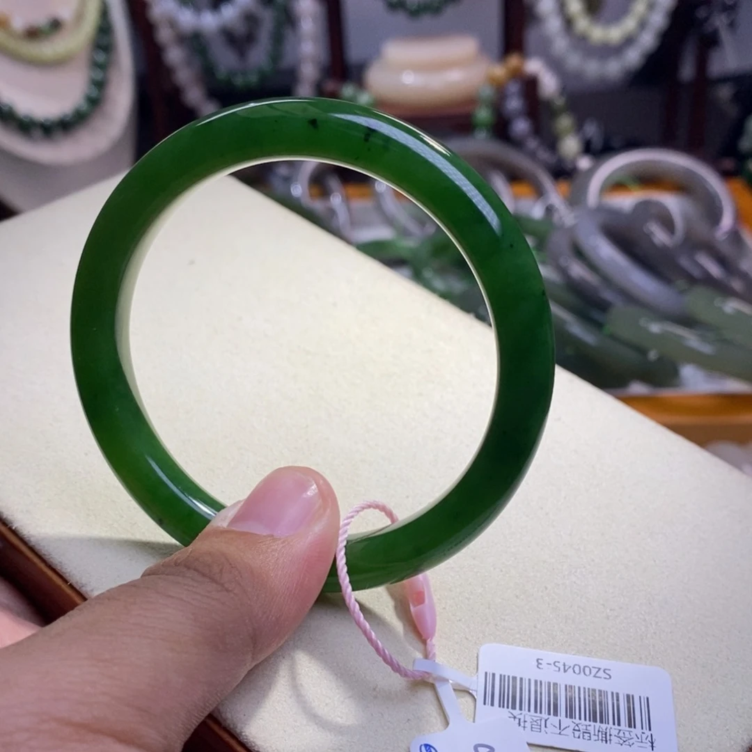 和田玉清货价碧玉高冰老矿料辣绿手镯56.5未镶嵌