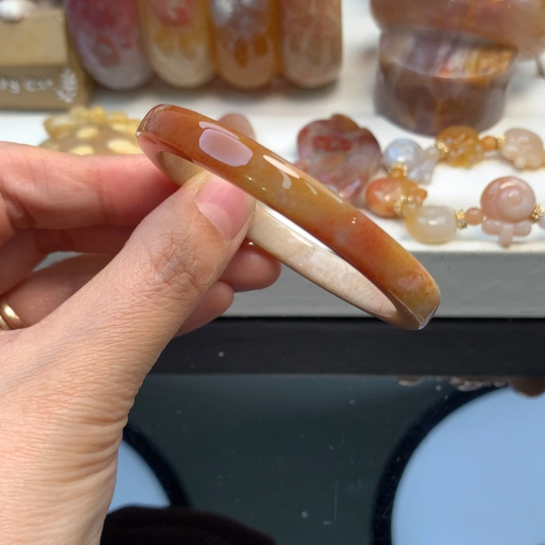 硅化珊瑚（珊瑚玉）手镯未镶嵌52.7口方镯原500