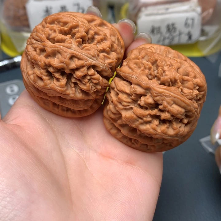 牛****把件文玩核桃48-32144-0