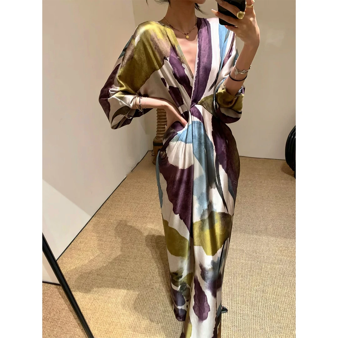 复古轻奢早秋长袖收腰连衣裙清冷仙气V领小众褶皱礼服拼色设计