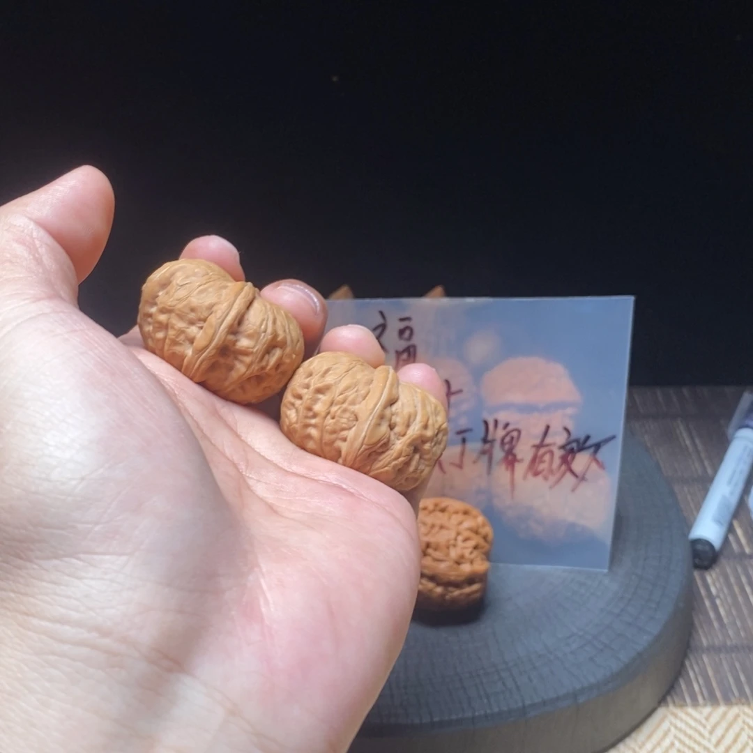 好***欢大叶紫檀（黑酸枝木类）
