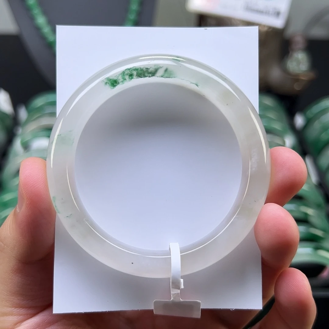 石英质玉手镯未镶嵌手镯54+