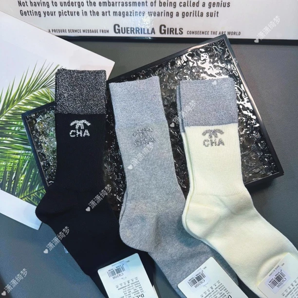 香风丝棉高筒春款四季棉袜轻奢高级百搭配鲨鱼裤烫钻性感金丝亮线