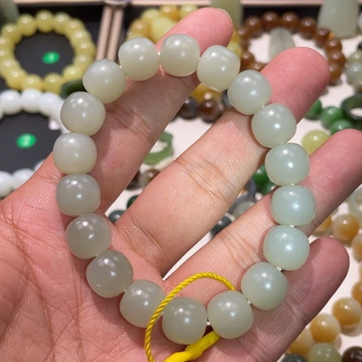 未镶嵌手串和田玉且末青白卡12精品老型柔光