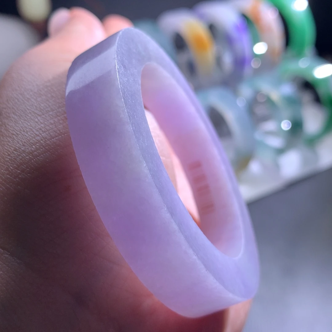 定制翡翠未镶嵌手镯