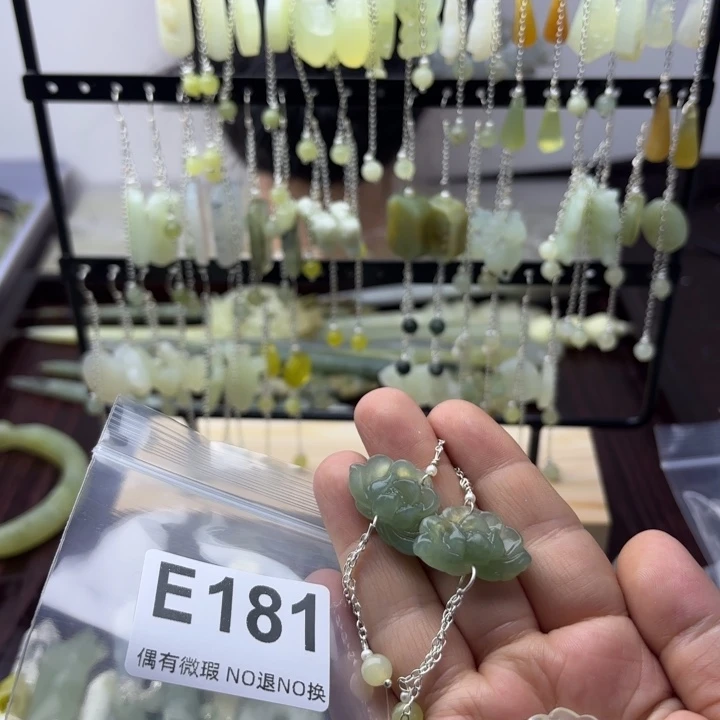 蛇纹石玉发饰合金君*曼