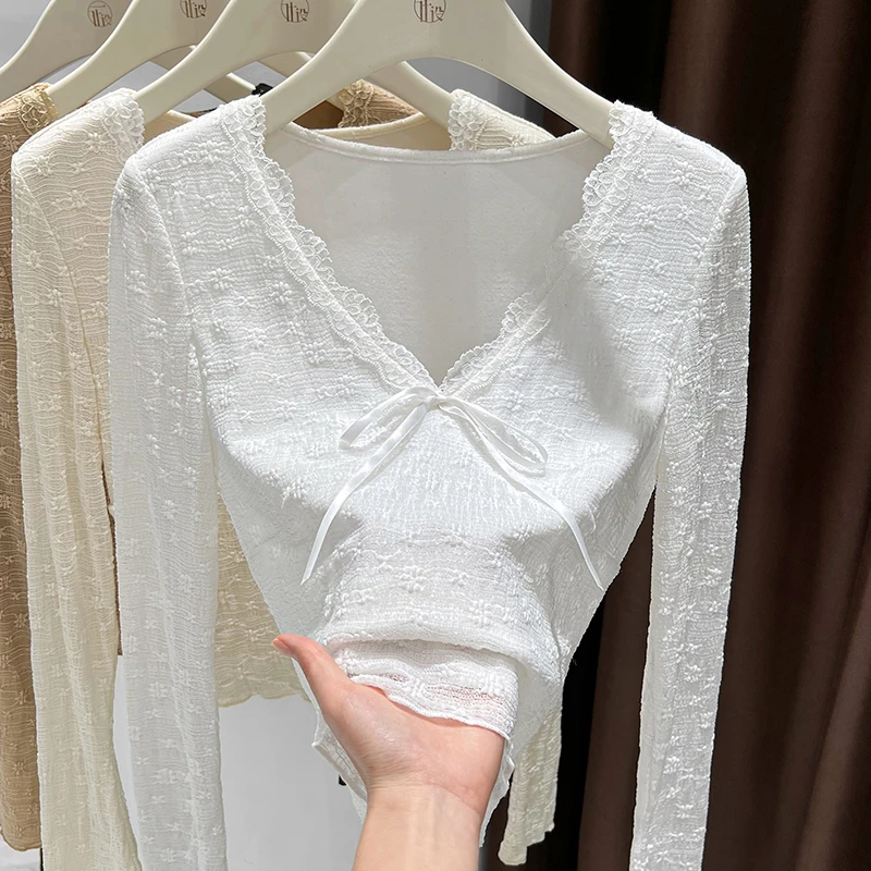 气质V领加绒网纱打底衫女长袖内搭白色蕾丝小衫秋冬新款洋气上衣