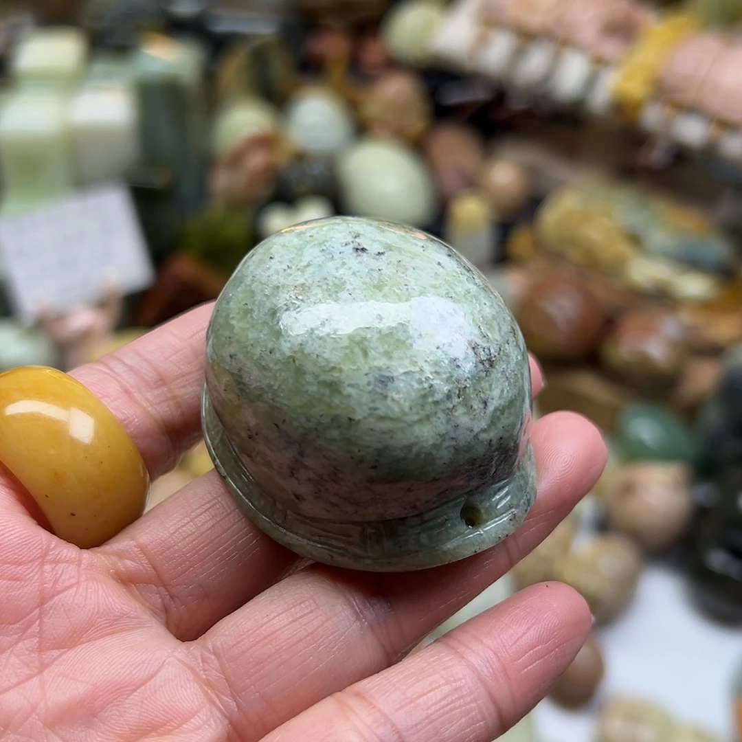 岫岩河磨玉（透闪石质玉）未镶嵌颈饰河磨玉段树林富甲有串皮