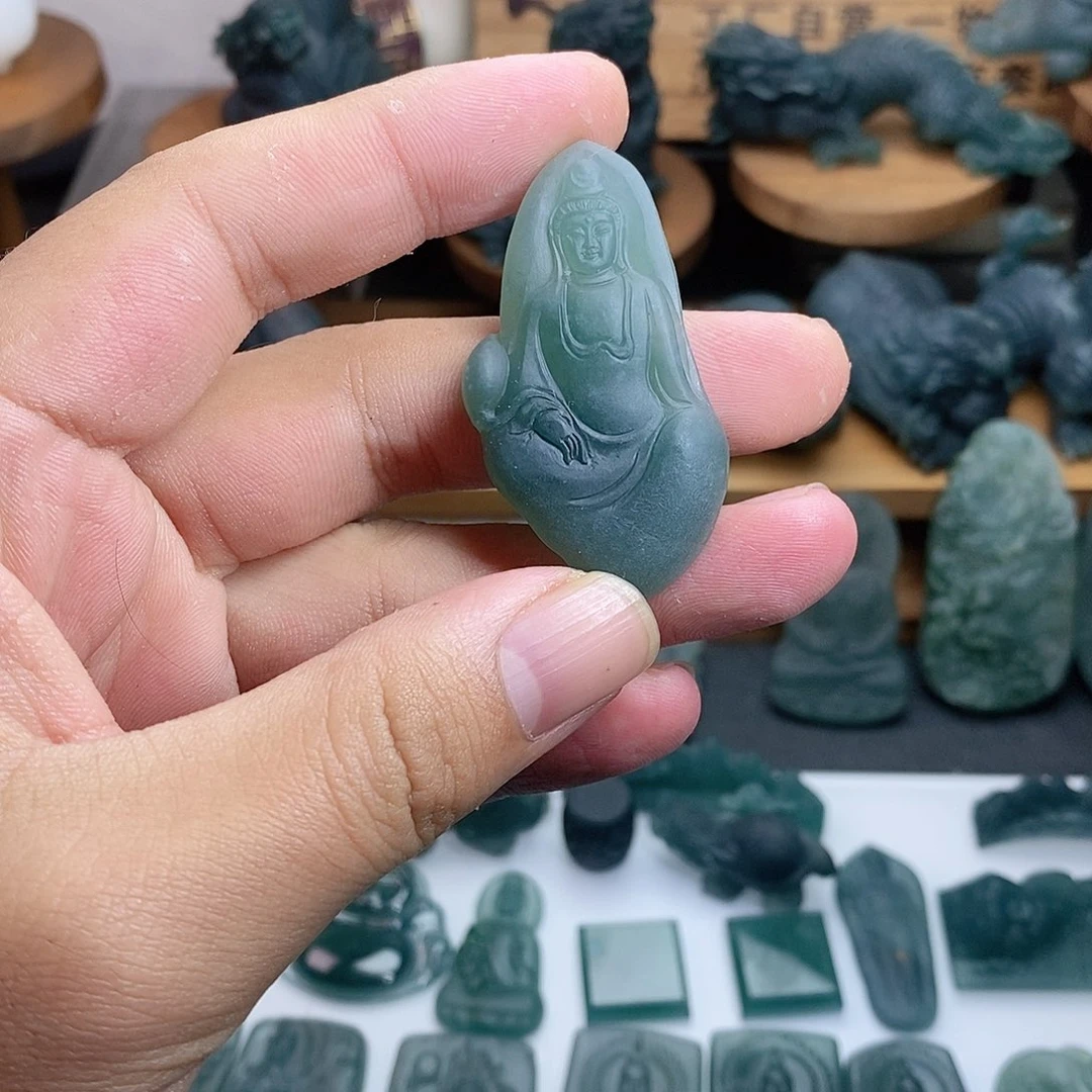 定制翡翠未镶嵌观音