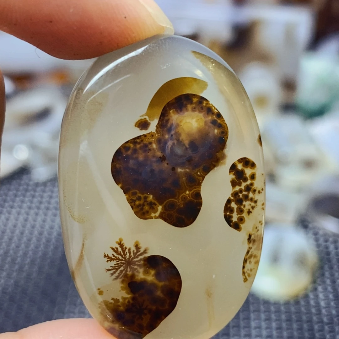 玛瑙/玉髓未镶嵌珠宝半成品