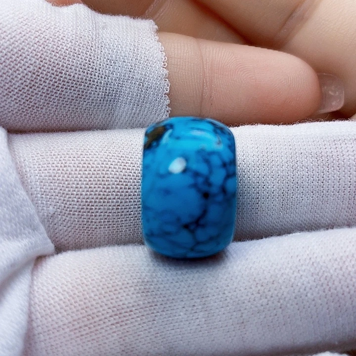 绿松石未镶嵌饰品