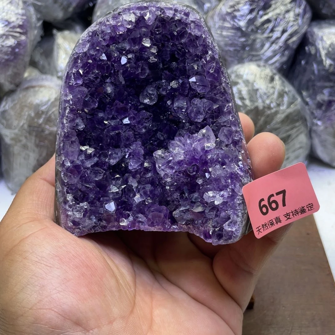 未镶嵌水晶大型摆件（非配饰）