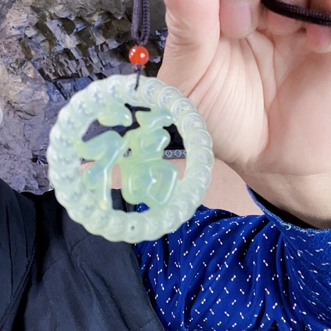 蛇纹石玉未镶嵌珠宝奇石