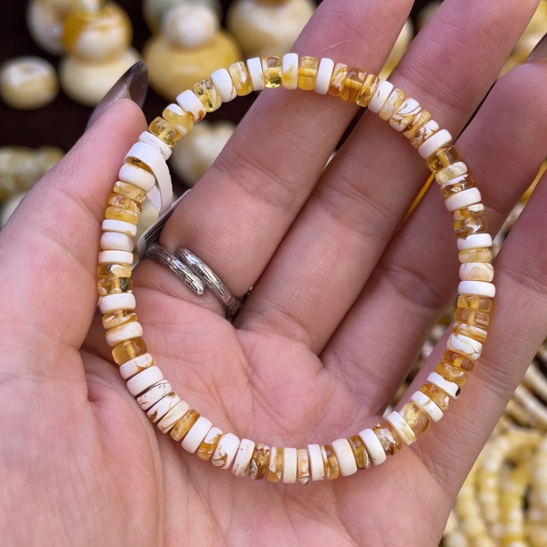 琥珀未镶嵌手链5.6mm金白手串